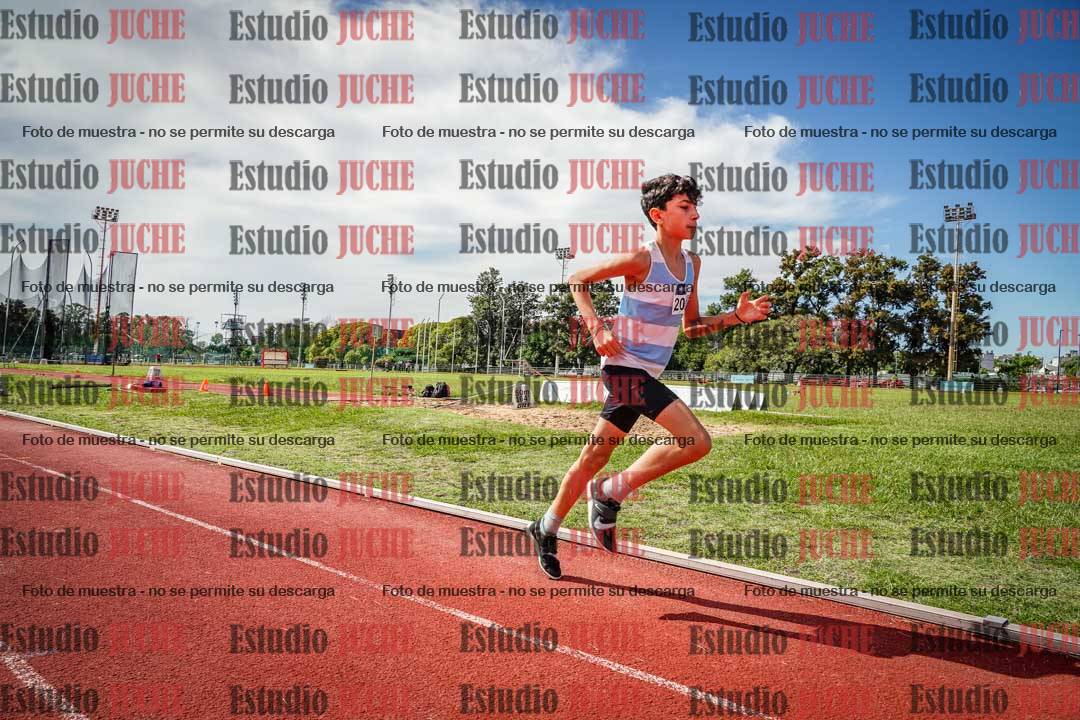 Fotos de los 600 m llanos de varones