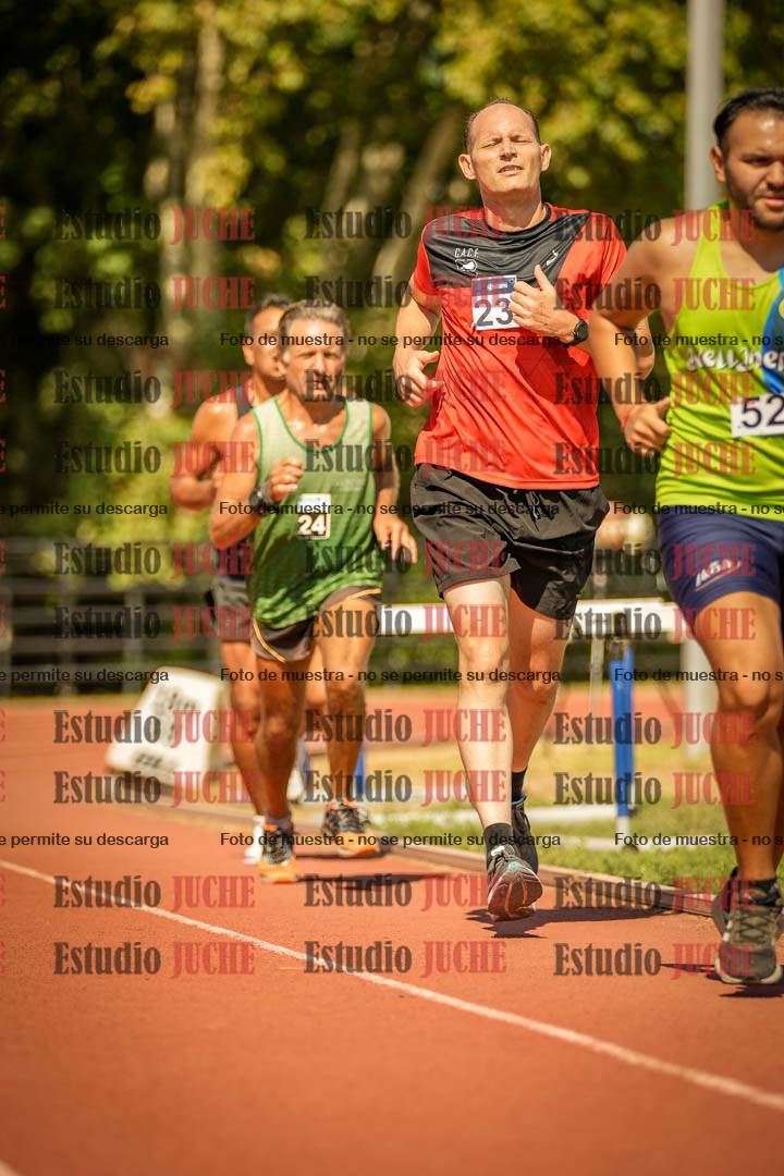Fotos de los 3000 m llanos de varones