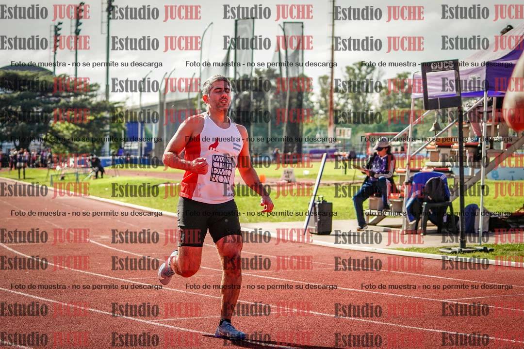 Fotos de los 100 m llanos de varones