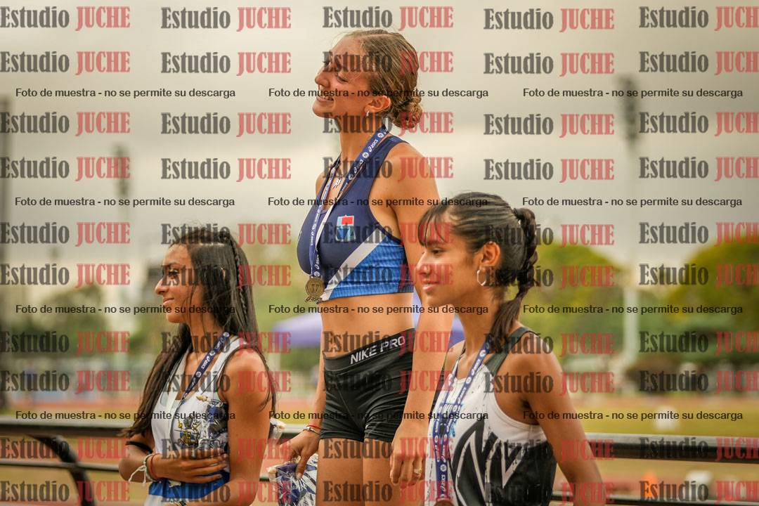 Fotos de algunos podios y extras del torneo