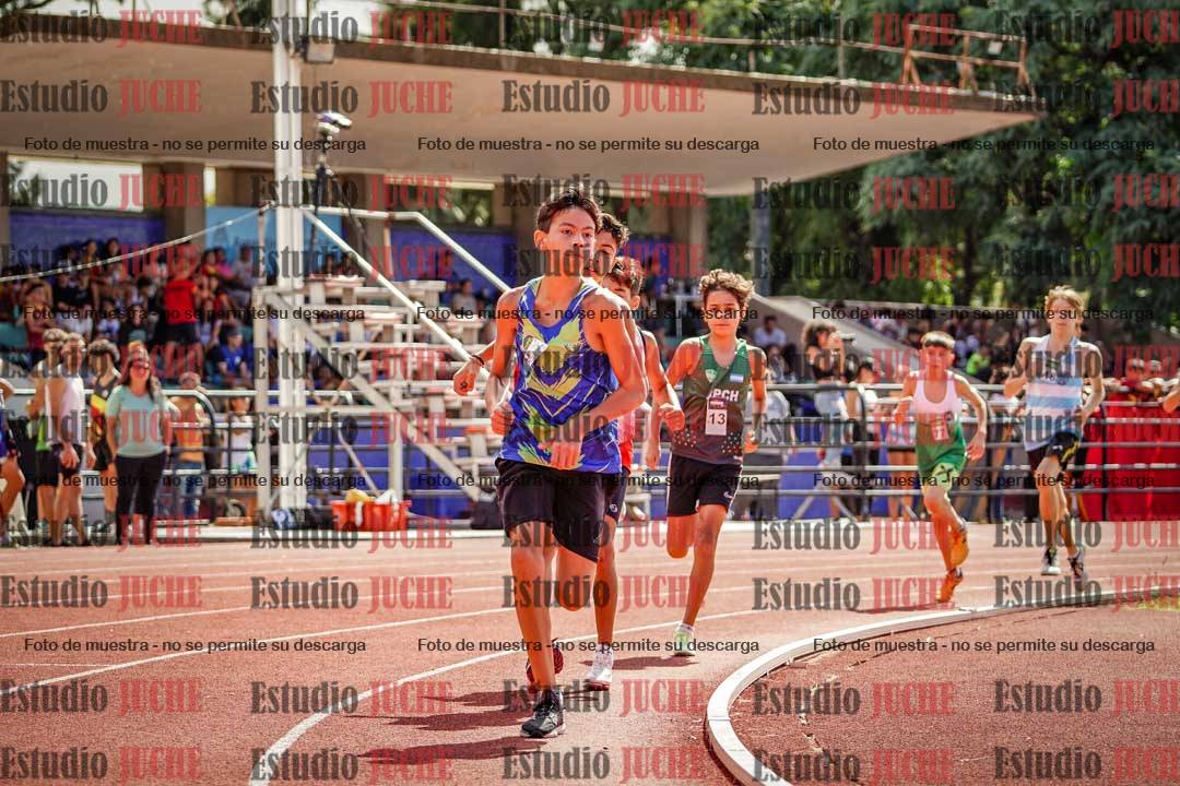 Fotos de los 600 m llanos de varones