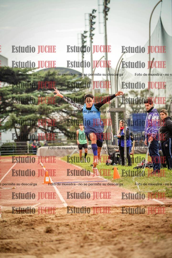 Fotos del salto triple de varones