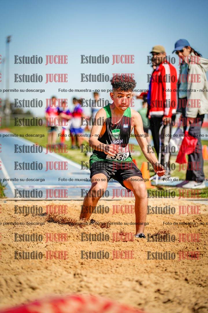 Fotos del salto en largo de varones - U15