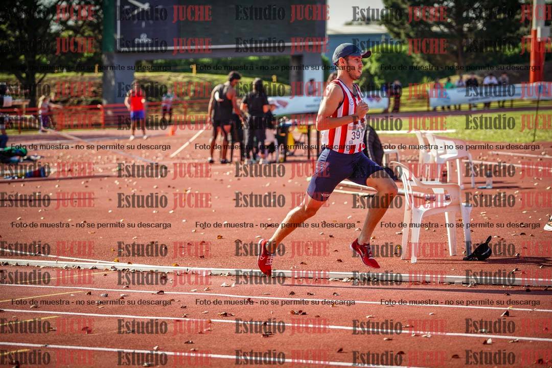 Fotos de los 1500 m llanos de varones