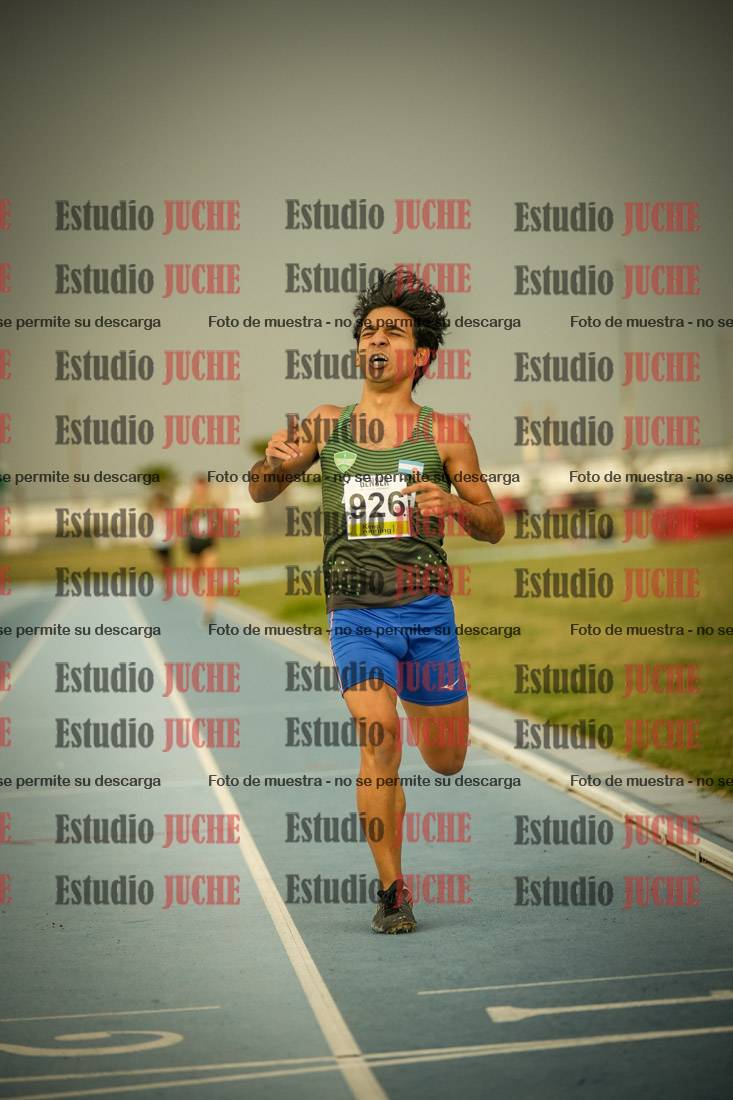 Fotos de los 1000 m llanos de varones