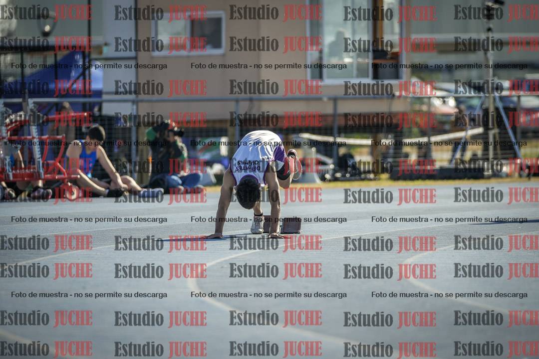 Fotos de los 400 m llanos de varones