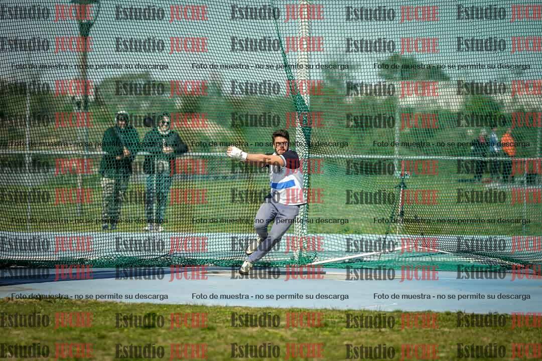 Fotos del lanzamiento de martillo de varones