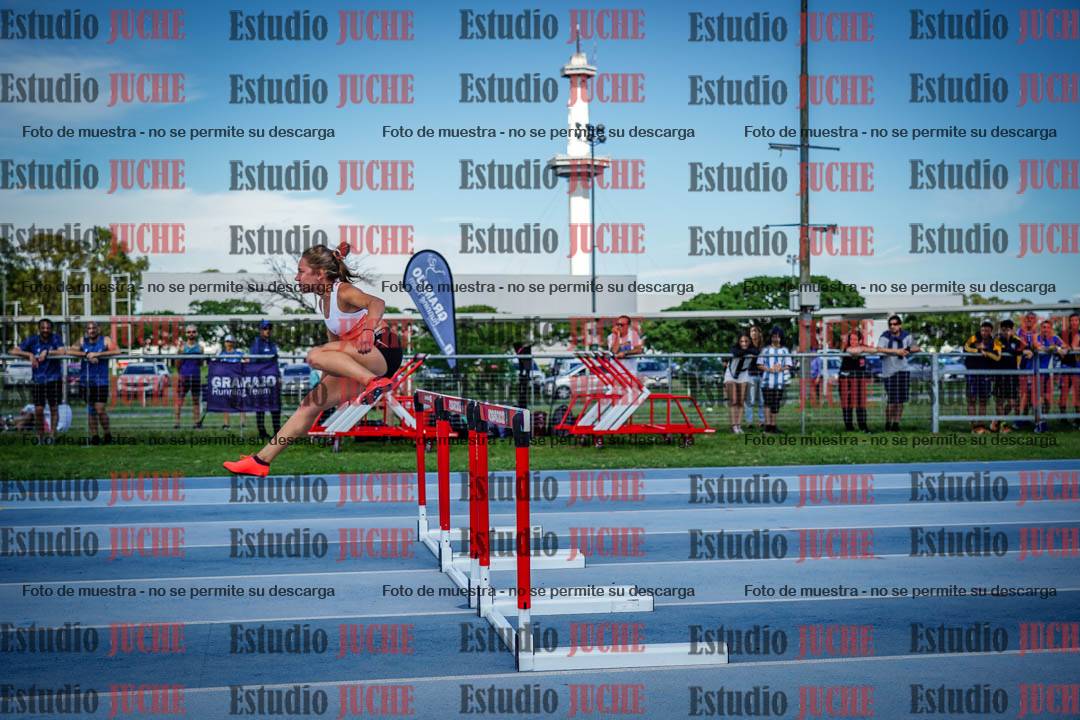 Fotos de los 60 m con vallas de mujeres