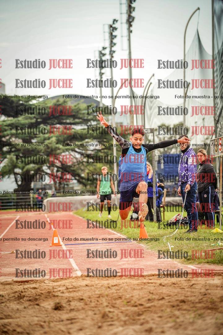 Fotos del salto triple de varones