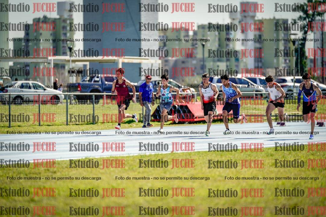 Fotos de los 100 m llanos de varones