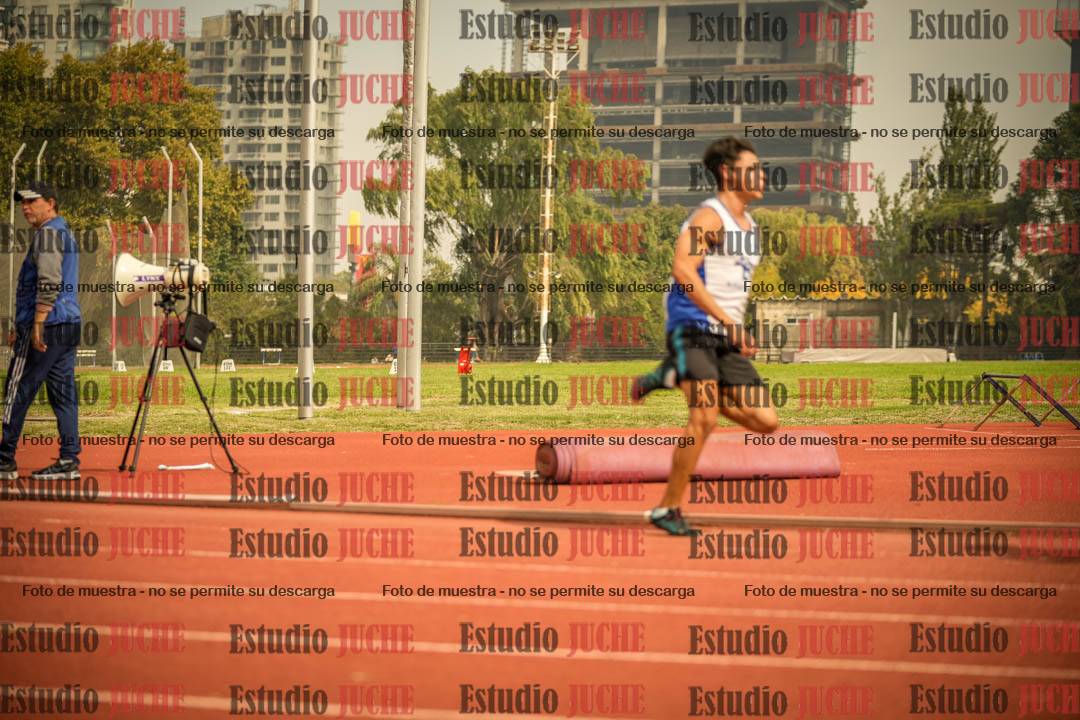 Fotos de los 200 m llanos de varones