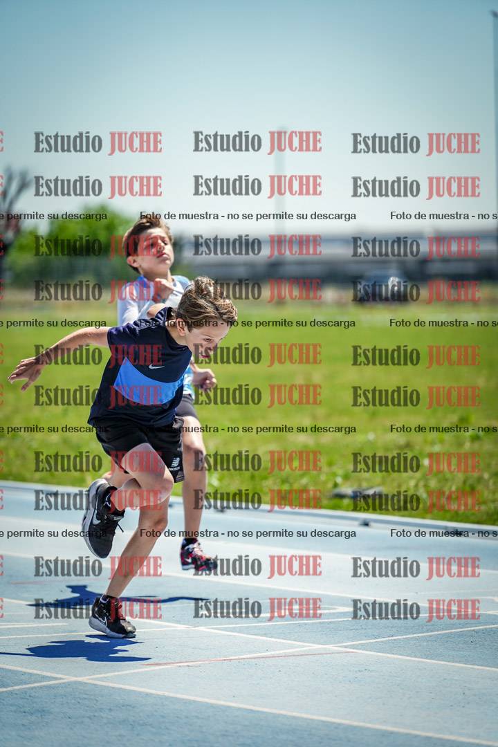 Fotos de los 60 m con vallas de varones