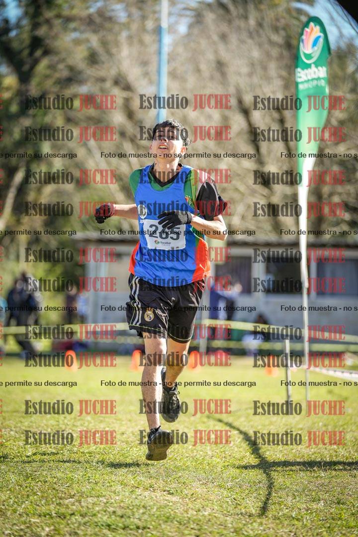 Fotos de la llegada del cross de 6000 m
