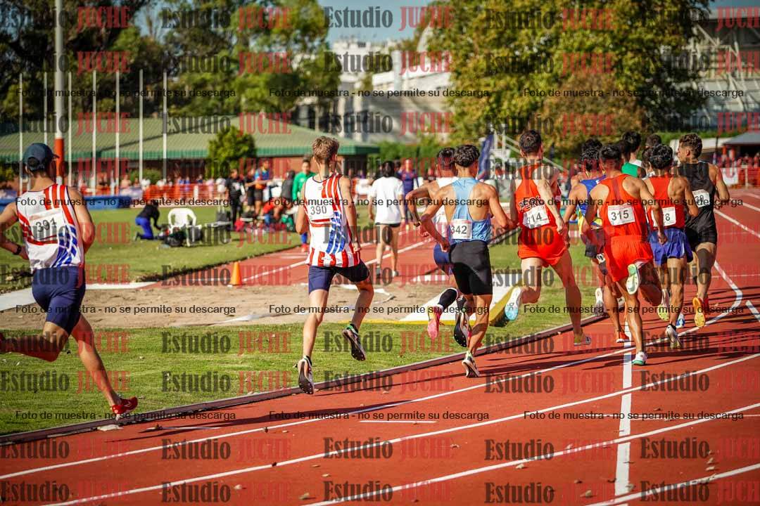 Fotos de los 1500 m llanos de varones
