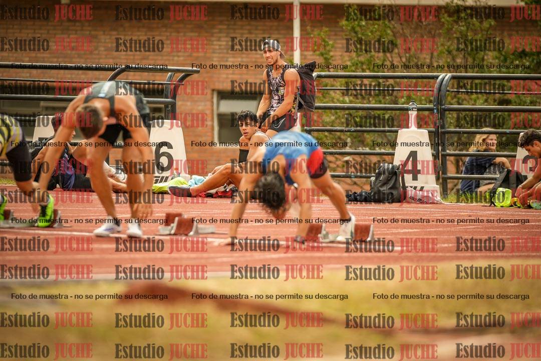 Fotos de los 100 m llanos de varones