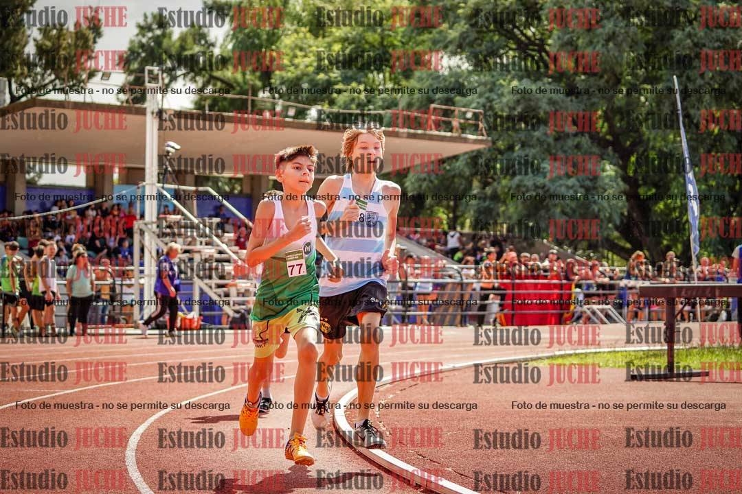 Fotos de los 600 m llanos de varones