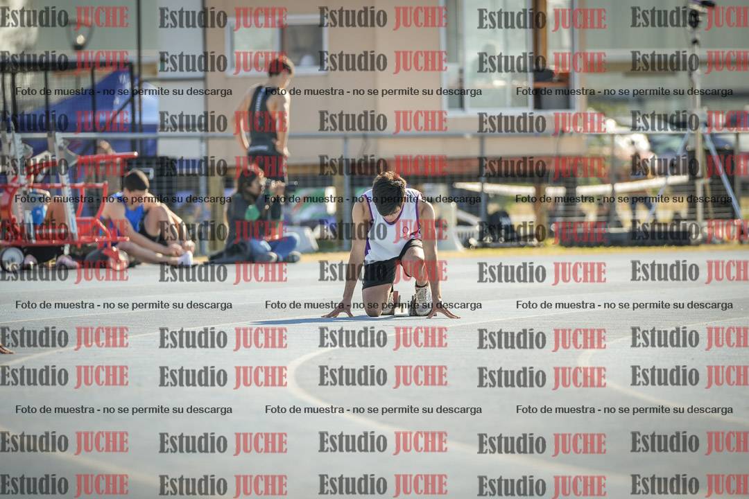 Fotos de los 400 m llanos de varones