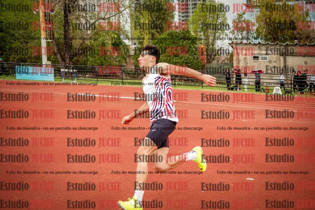Fotos del salto en alto de varones