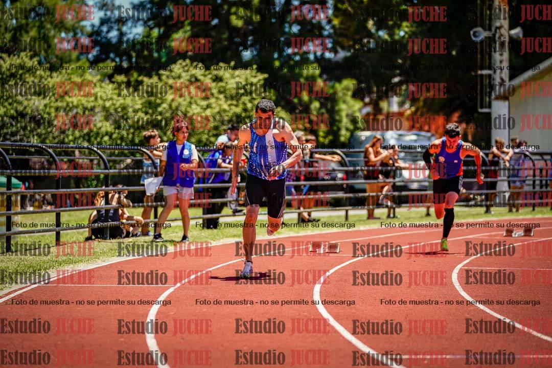 Fotos de los 400 m con vallas de varones