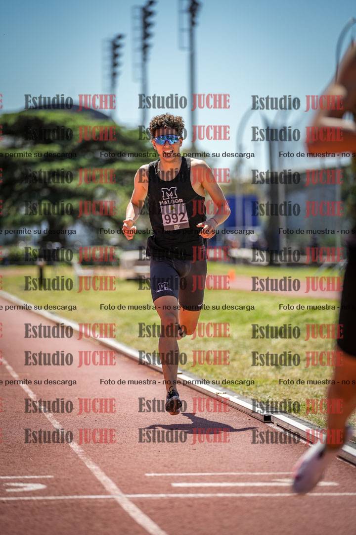 Fotos de los 800 m llanos de varones