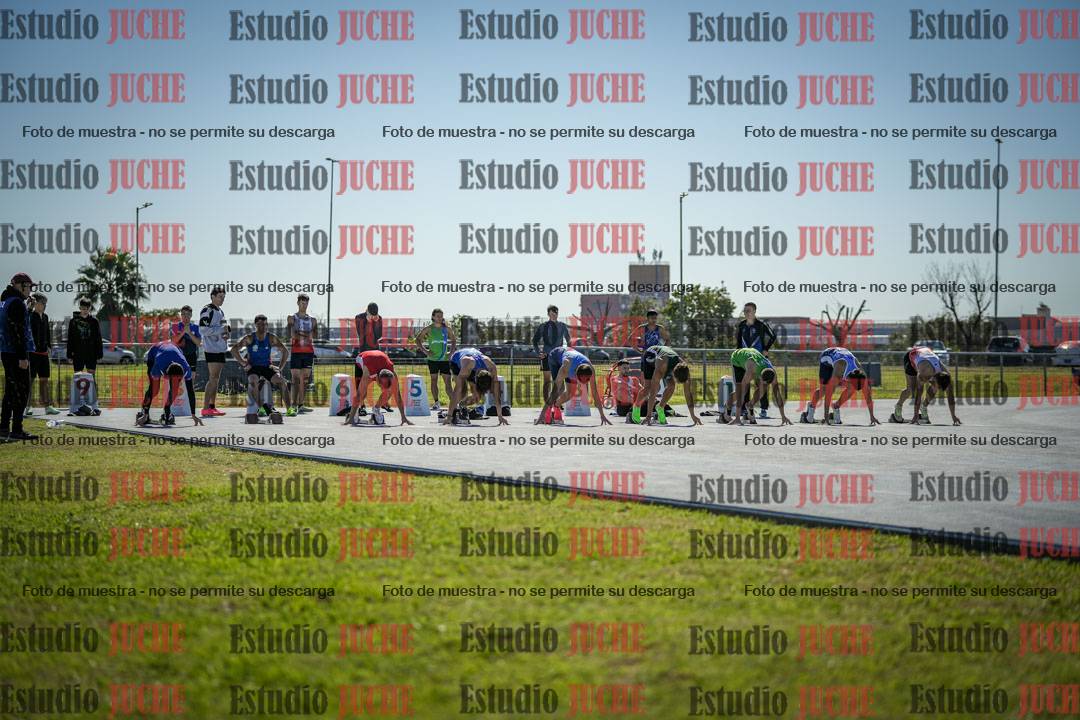 Fotos de los 100 m llanos de varones