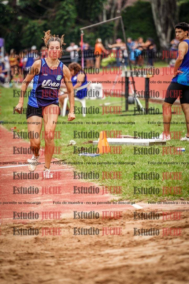 Fotos del salto triple - tabla de 8 y 10