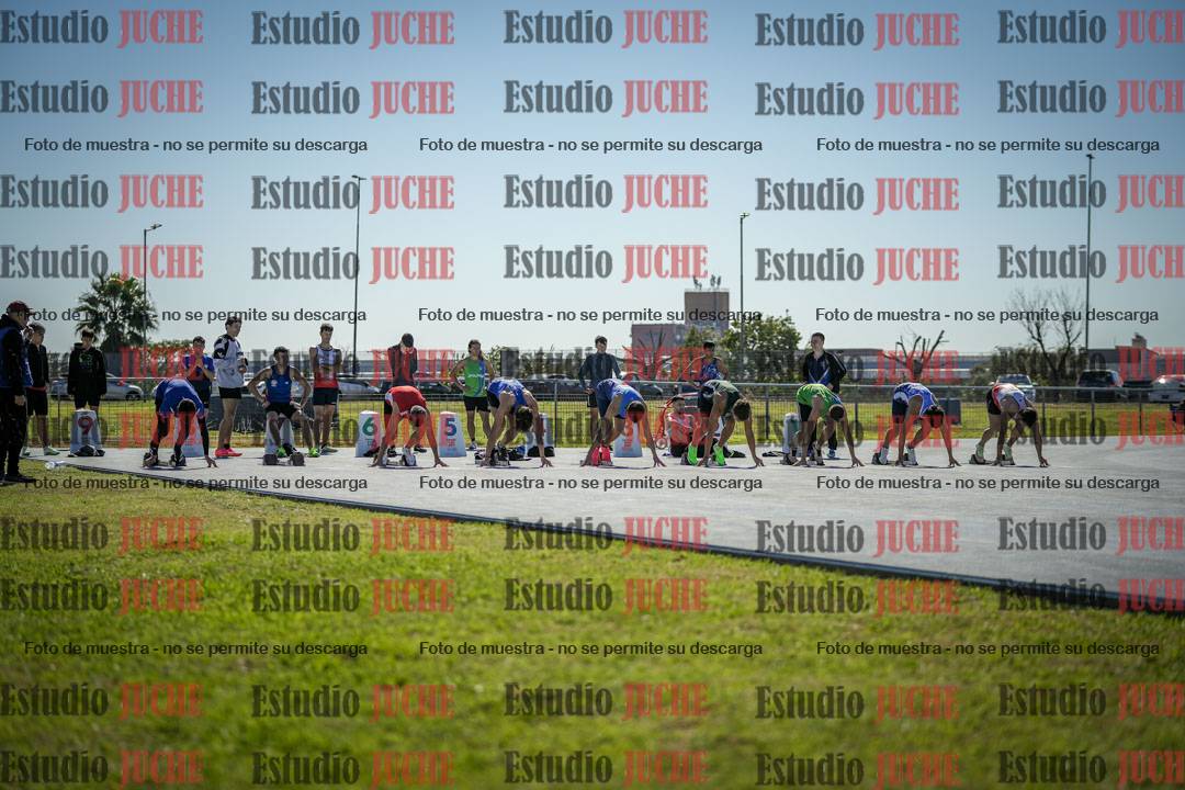 Fotos de los 100 m llanos de varones