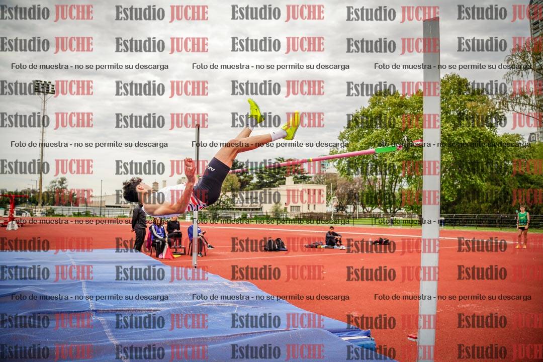 Fotos del salto en alto de varones