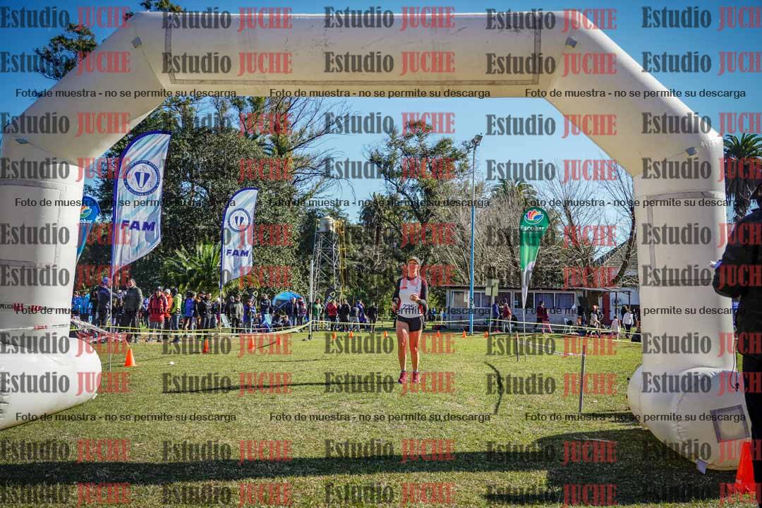 Fotos de la llegada del cross de 6000 m