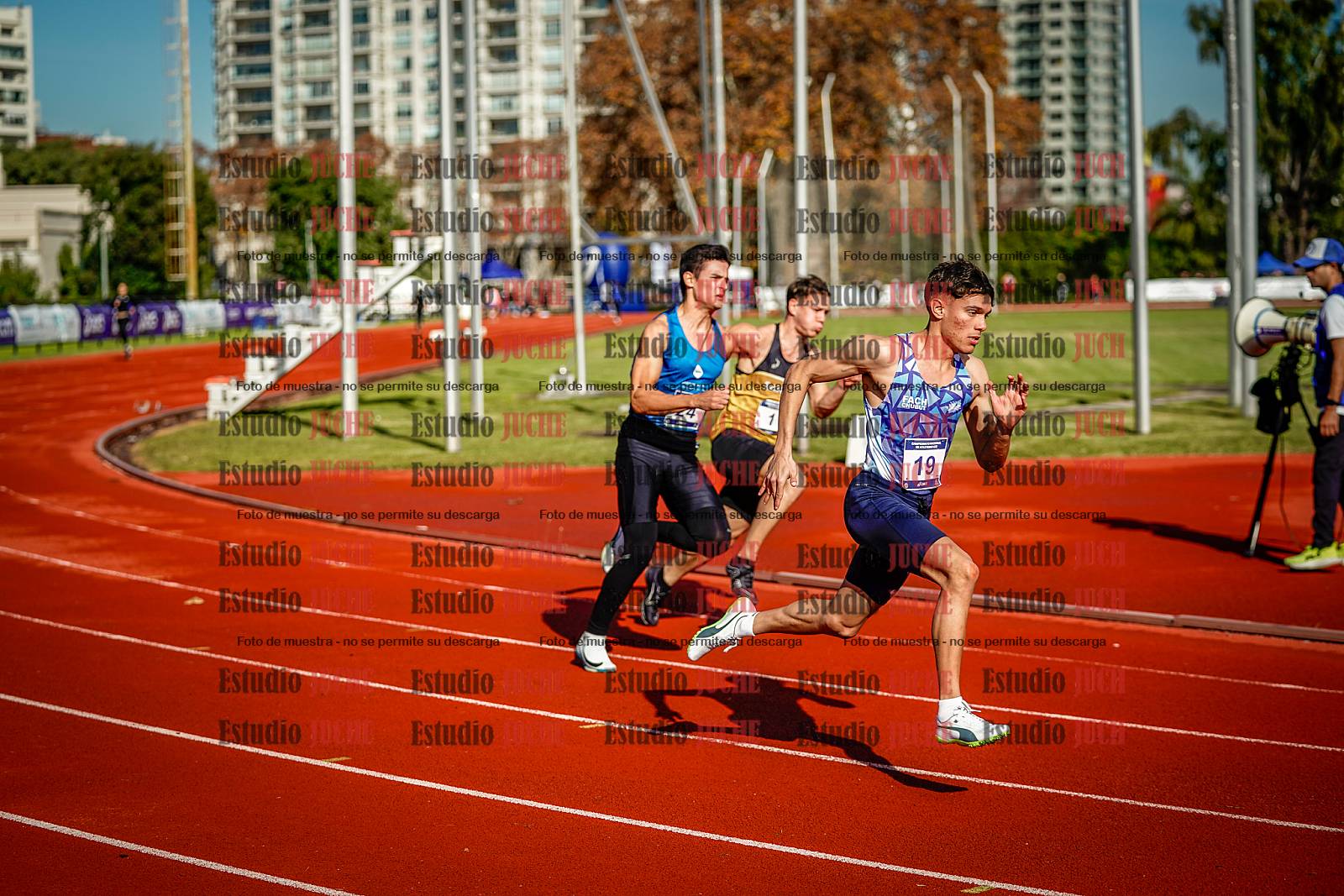 Fotos de los 200 m de varones
