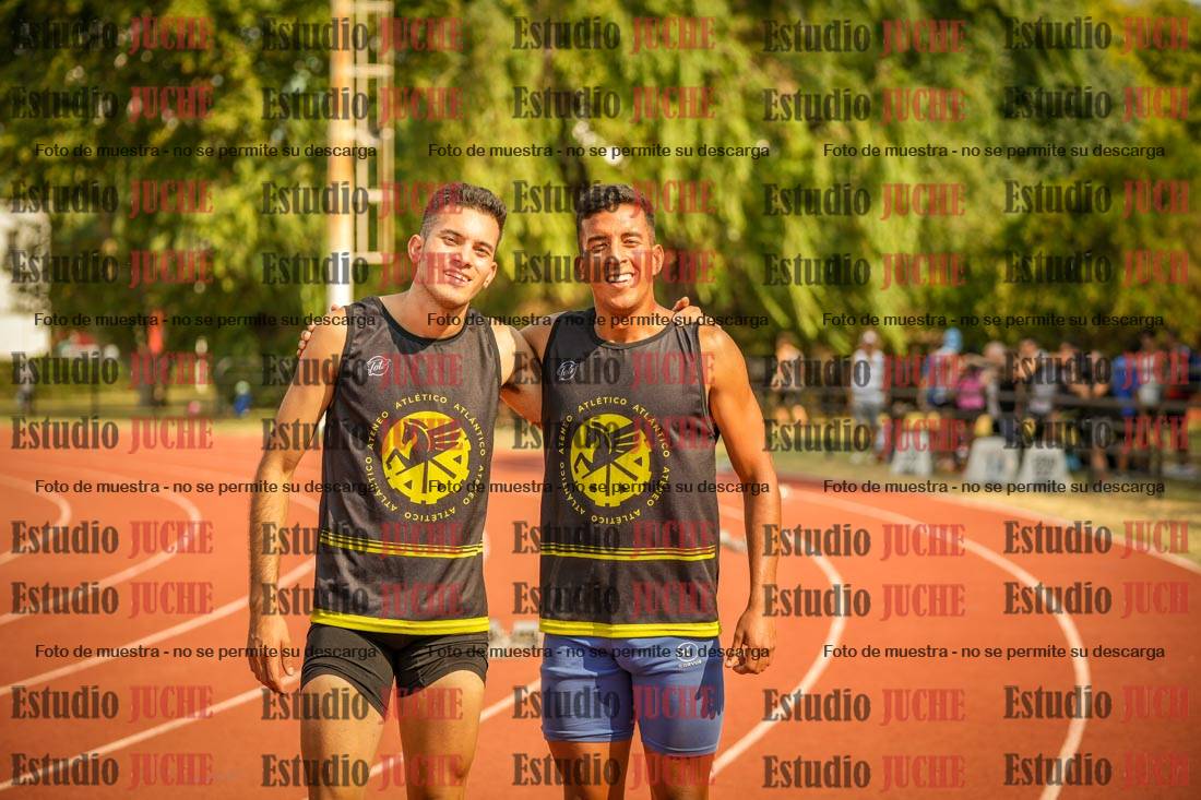 Fotos de algunos podios y extras del torneo