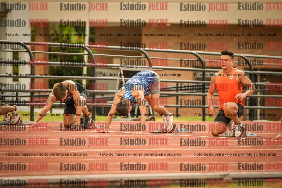 Fotos de los 100 m llanos de varones