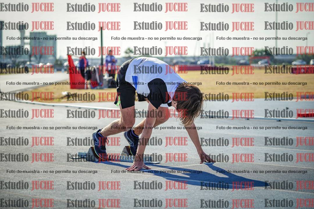Fotos de los 400 m llanos de varones