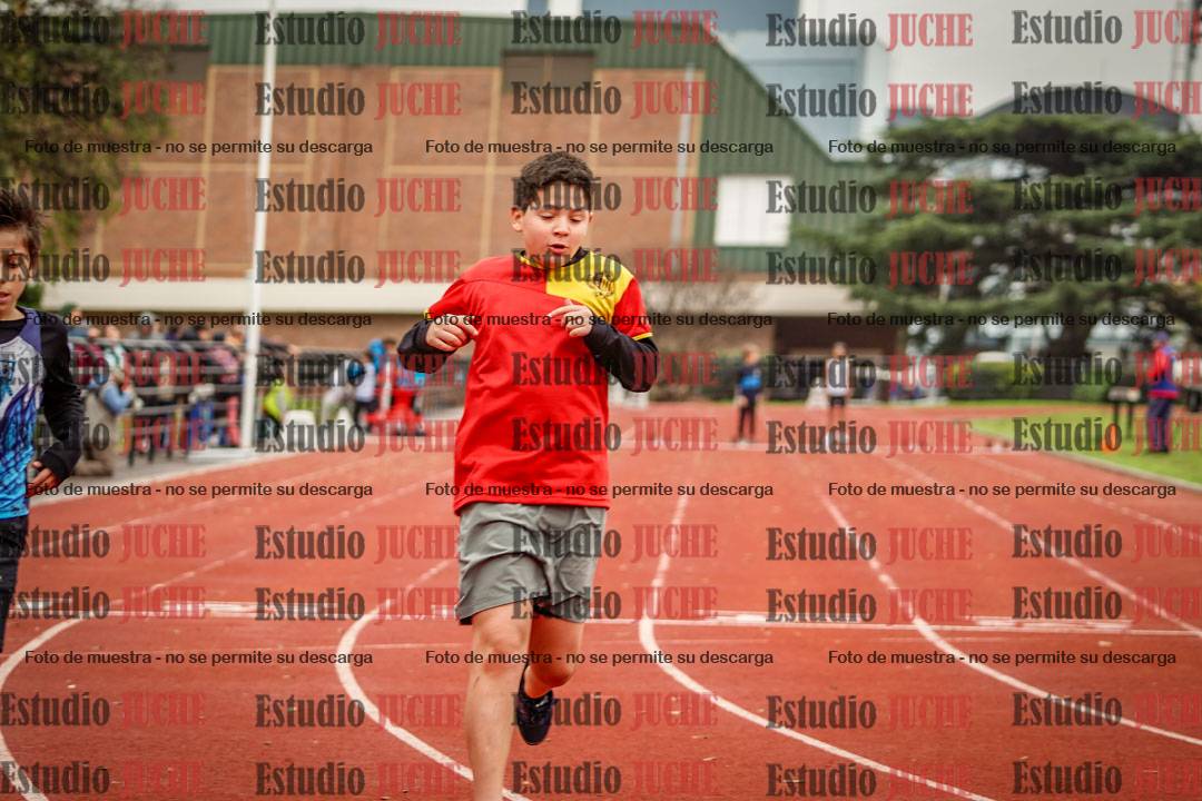 Fotos de los 50 m llanos de varones