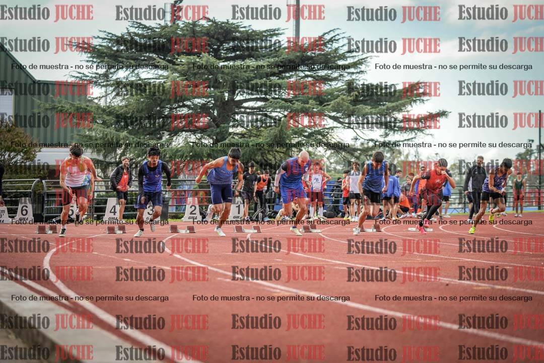 Fotos de los 100 m llanos de varones