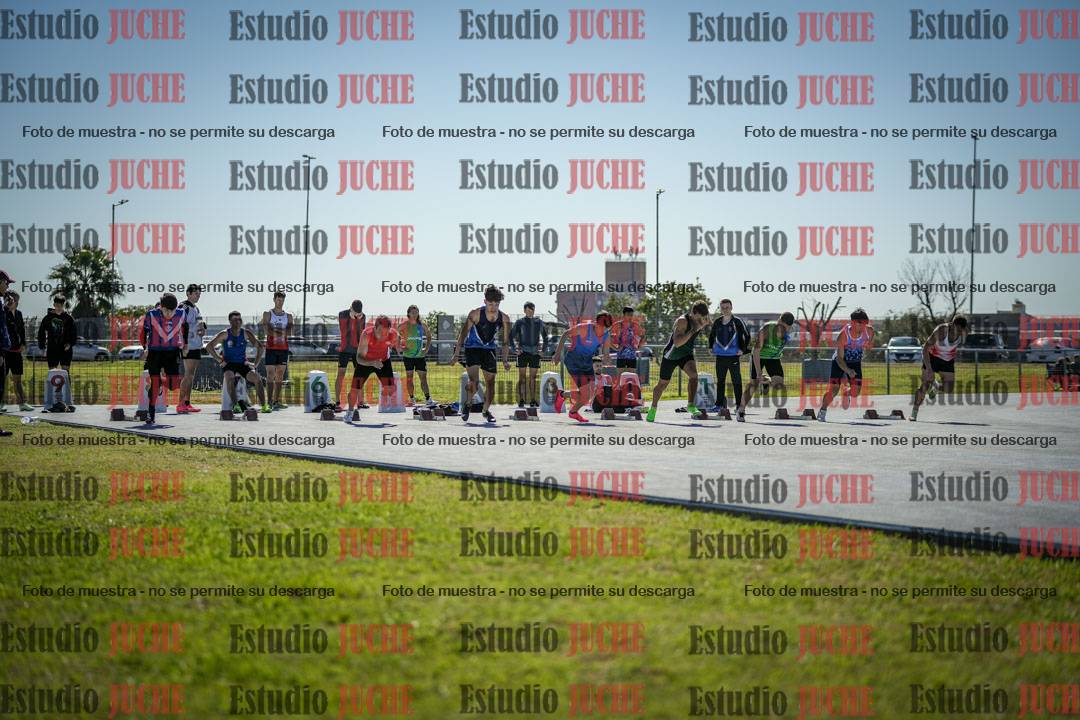 Fotos de los 100 m llanos de varones