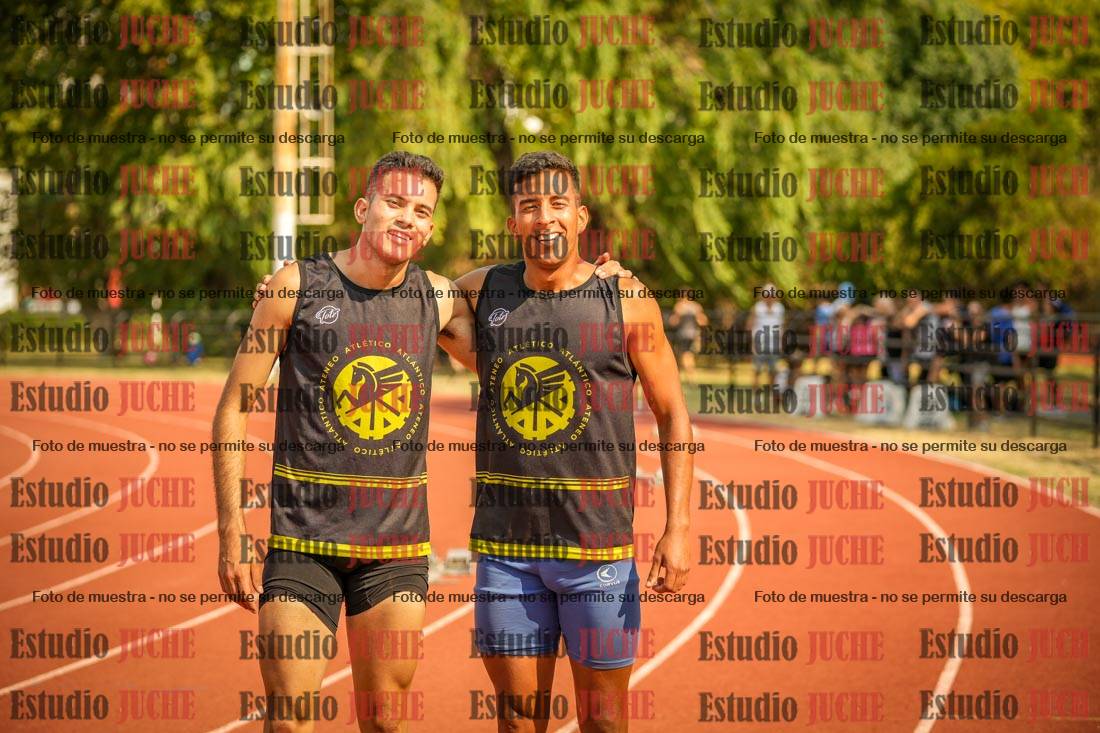 Fotos de algunos podios y extras del torneo
