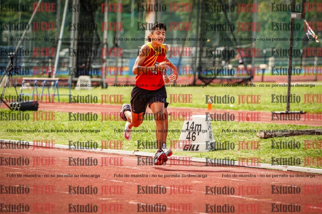 Fotos de los 600 m llanos de varones