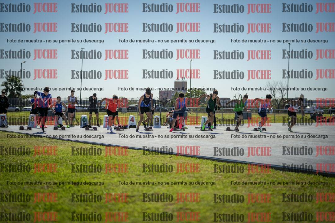 Fotos de los 100 m llanos de varones