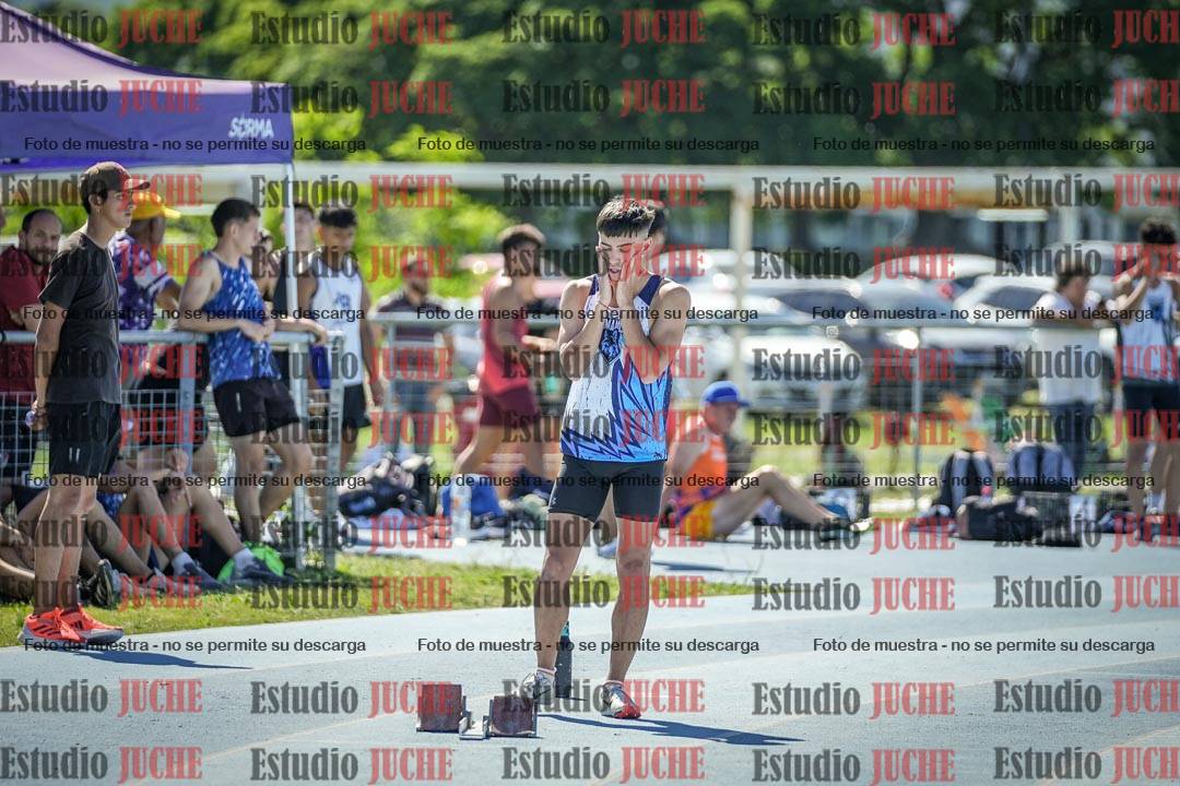 Fotos de los 400 m llanos de varones
