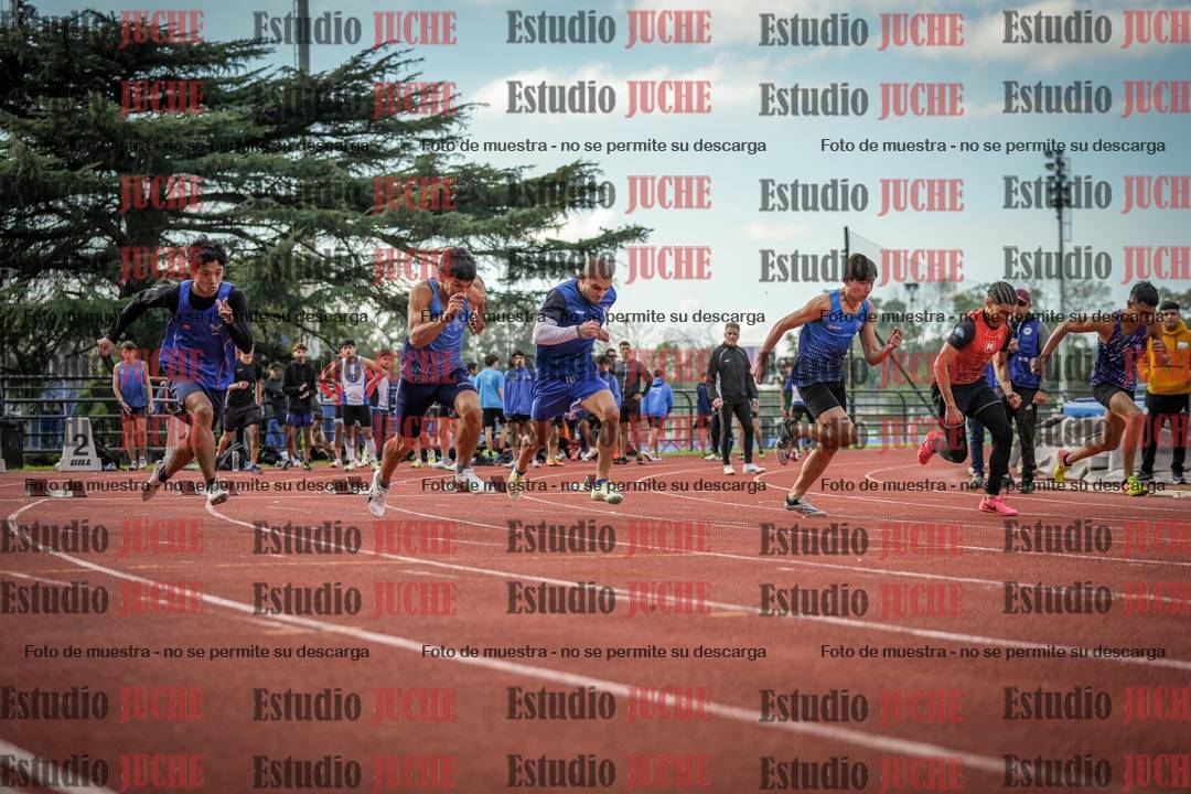 Fotos de los 100 m llanos de varones