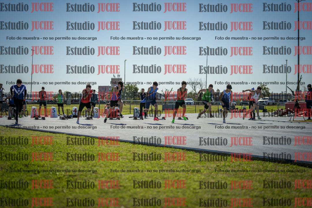 Fotos de los 100 m llanos de varones