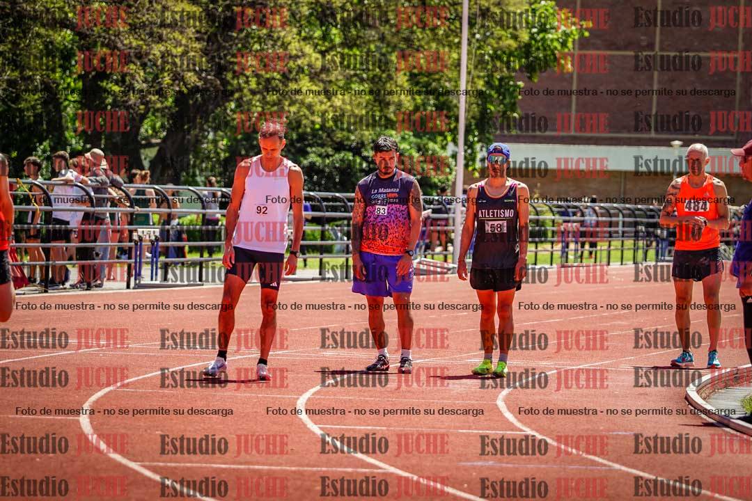 Fotos de los 800 m llanos de varones