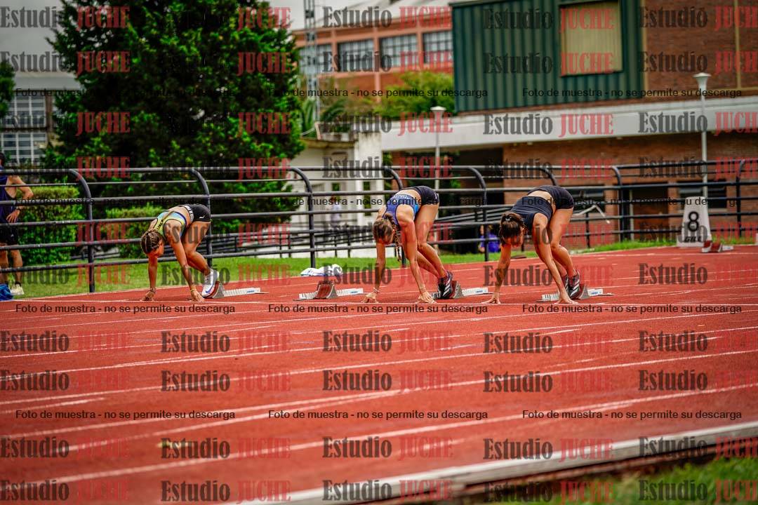 Fotos de los 100 m con vallas de mujeres
