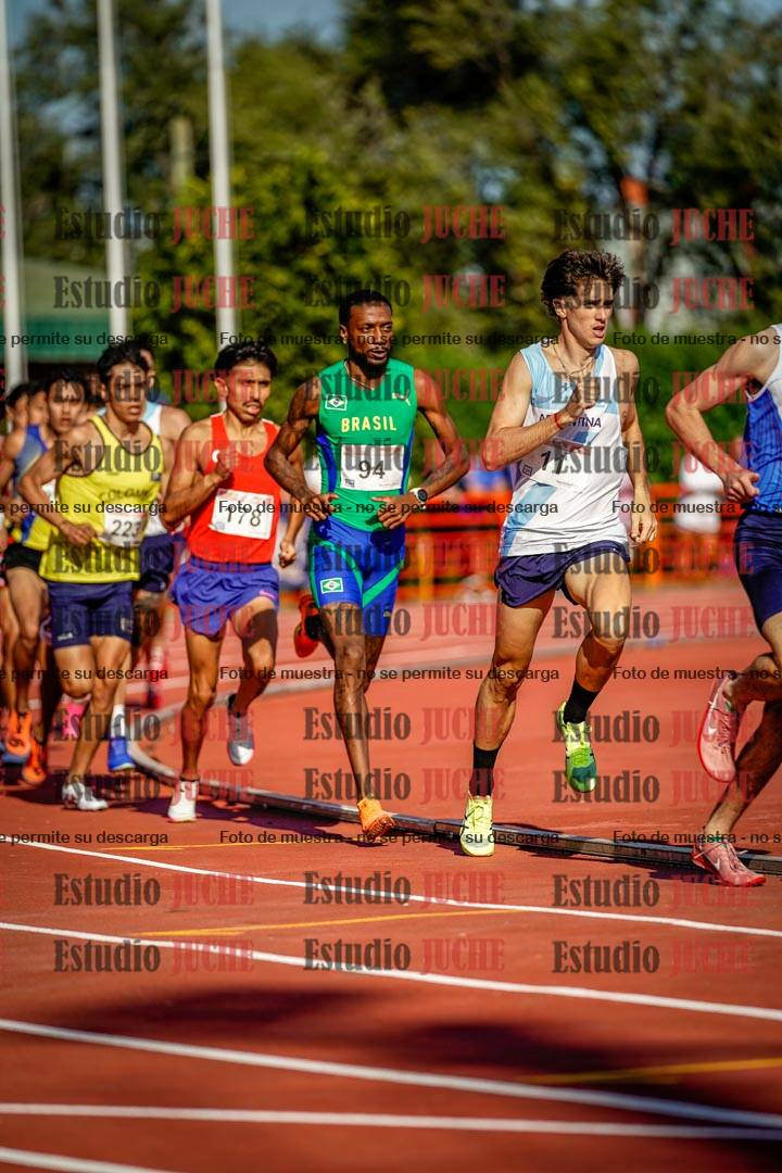 Fotos de los 1500 m llanos de varones