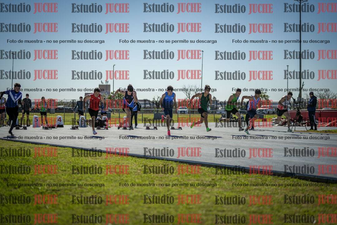 Fotos de los 100 m llanos de varones