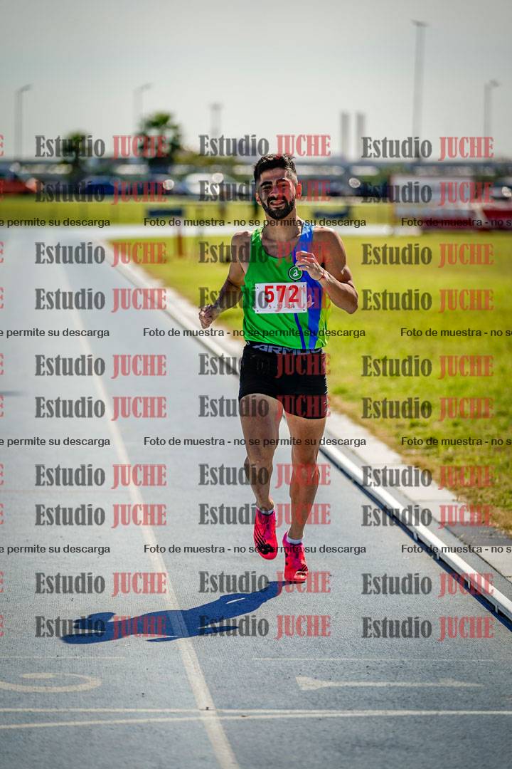 Fotos de los 800 m llanos de varones