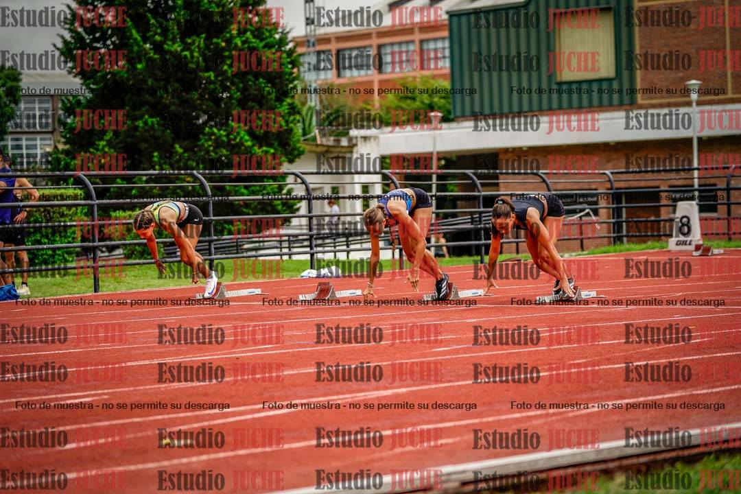 Fotos de los 100 m con vallas de mujeres