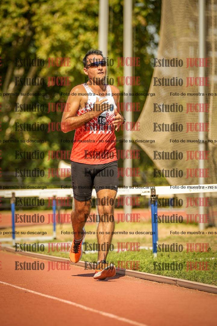 Fotos de los 3000 m llanos de varones