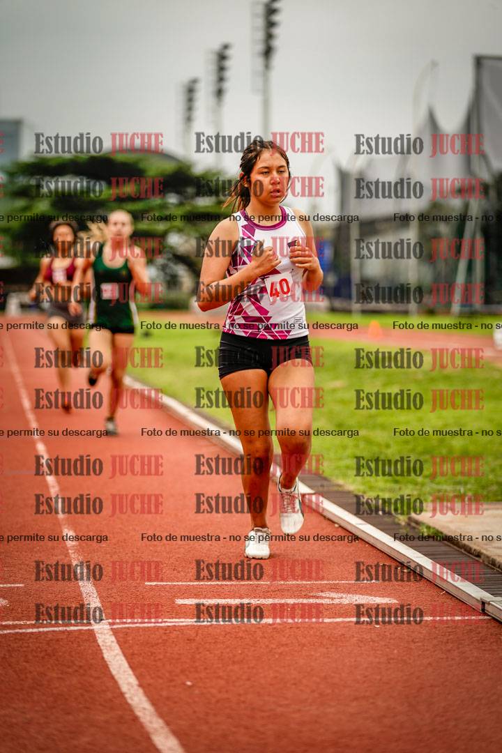 Fotos de los 600 m llanos de mujeres - hexatlón 6